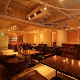 カフェラウンジ サンズ Cafe Lounge SUNS 新宿東口店