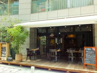 Lunch Cafe & Sports Bar StaCafe ランチカフェ&スポーツバー スタカフェ